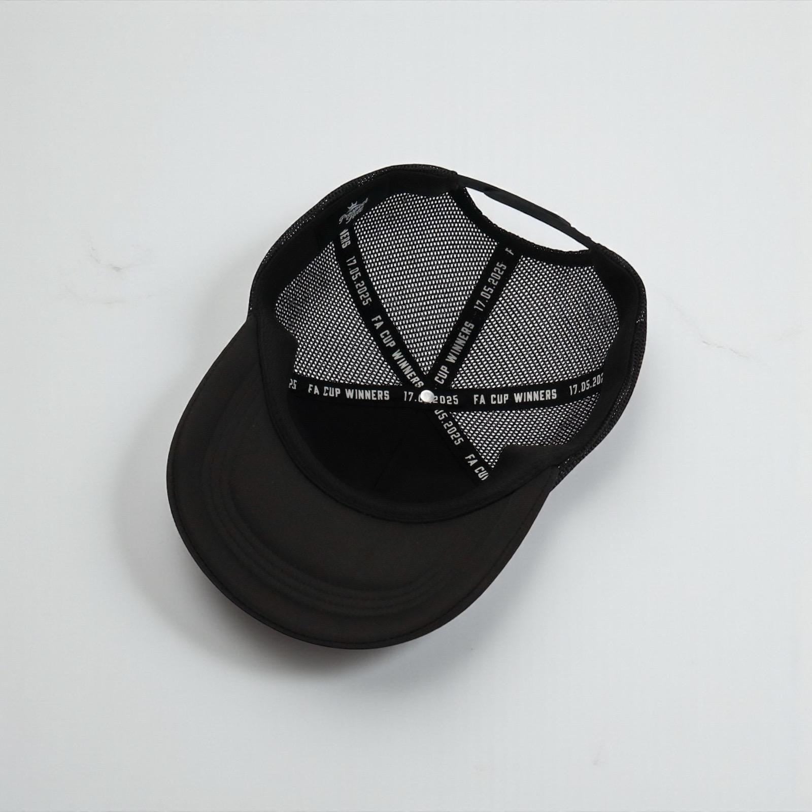 PALACE Snapback Mesh Trucker Cap